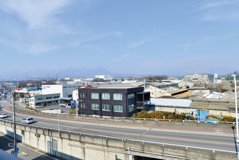 東京から1時間半、自然が豊かな環境